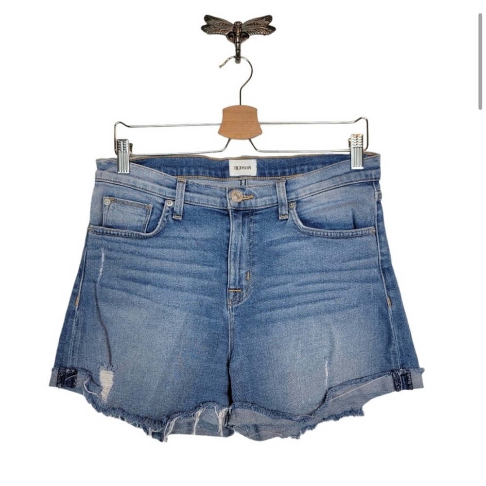 high waisted jean shorts!